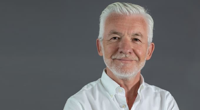 Dr Alan O'Neill
