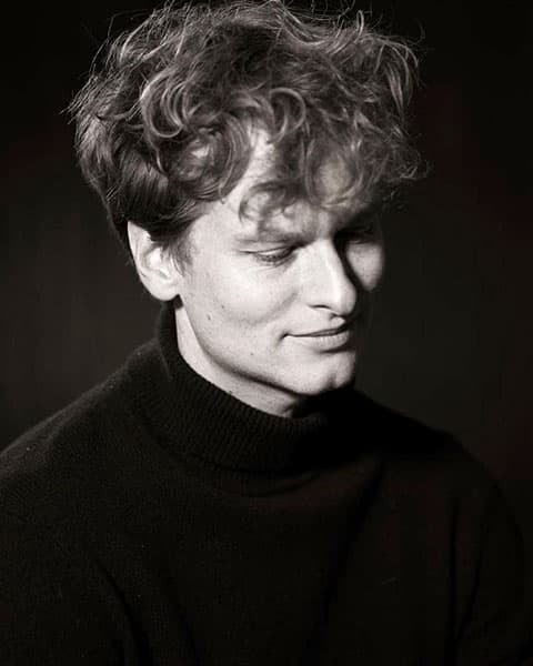 Thom Glover