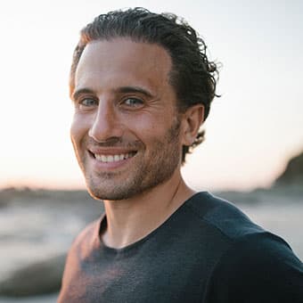 Chris Bashinelli