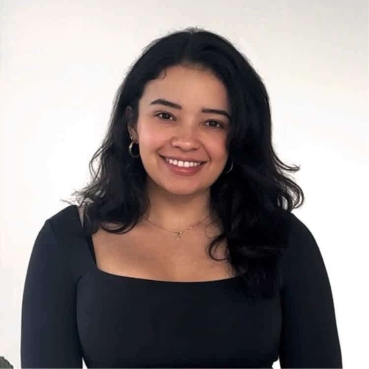 Silvia Valencia