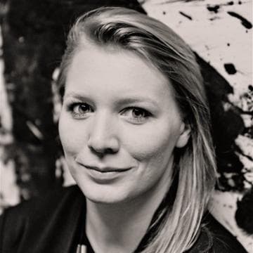 Claire Knapp