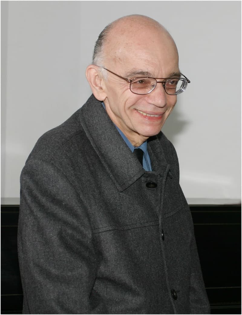 José Antonio Abreu