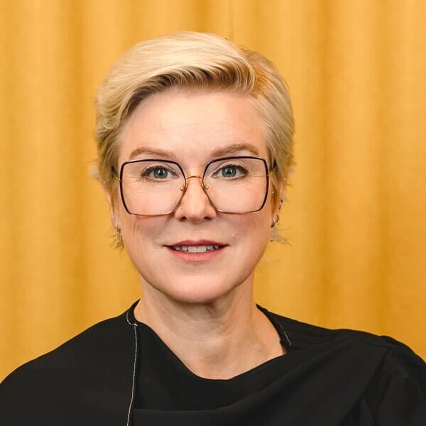 Debbie Zaman