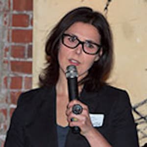 Lisa Peyton